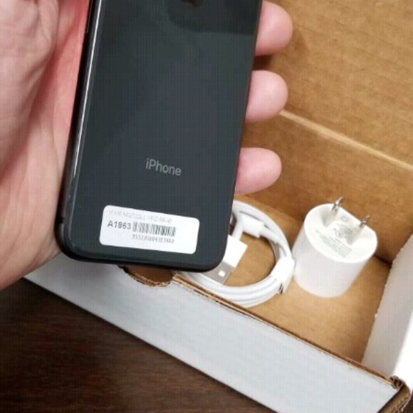 Apple iPhone 8 64GB Unlocked. Very good condition!!! - Picture 2 of 4